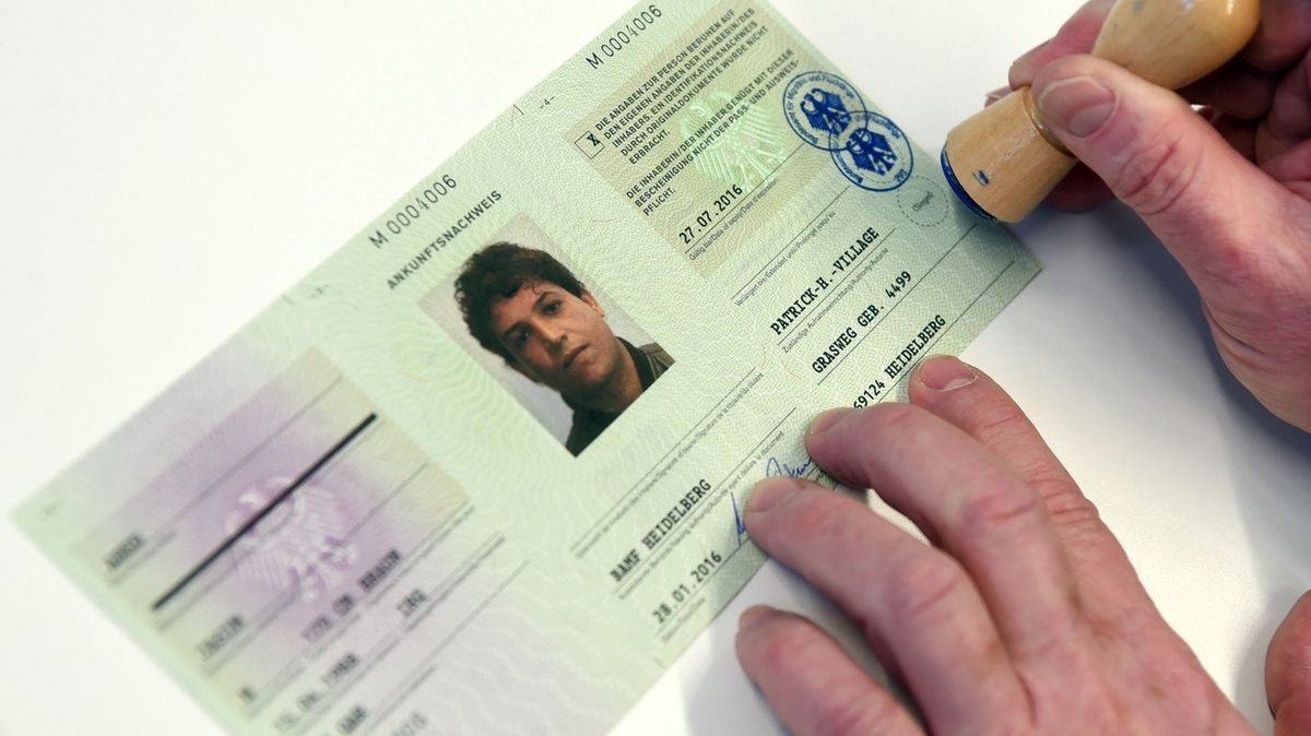 La police allemande prévient que le trafic de documents entre réfugiés est en augmentation